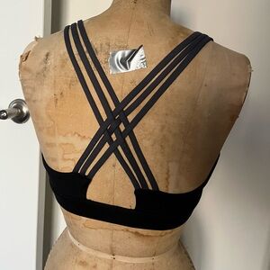 Women's Black Strappy Back Sports Bra
